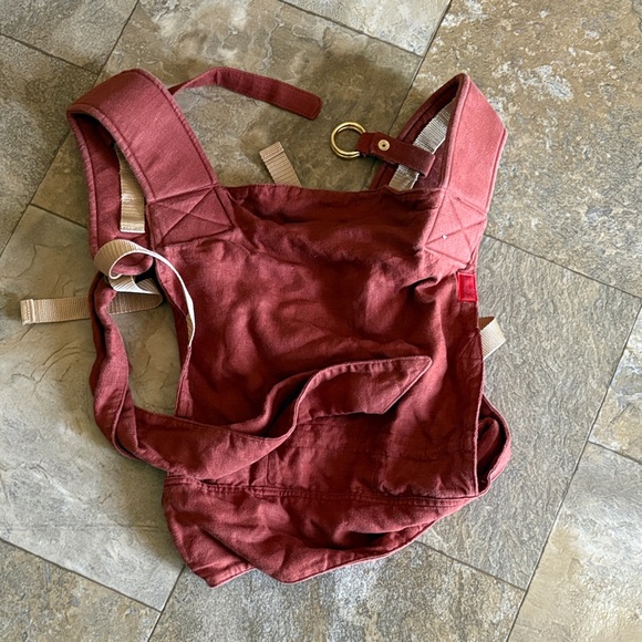 Stylish Red Women's Accessory - Picture 1 of 3